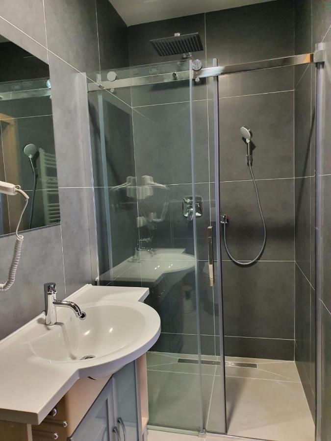 Hotel Schneider Apartaments Langenhagen  ภายนอก รูปภาพ