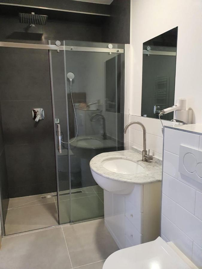 Hotel Schneider Apartaments Langenhagen  ภายนอก รูปภาพ